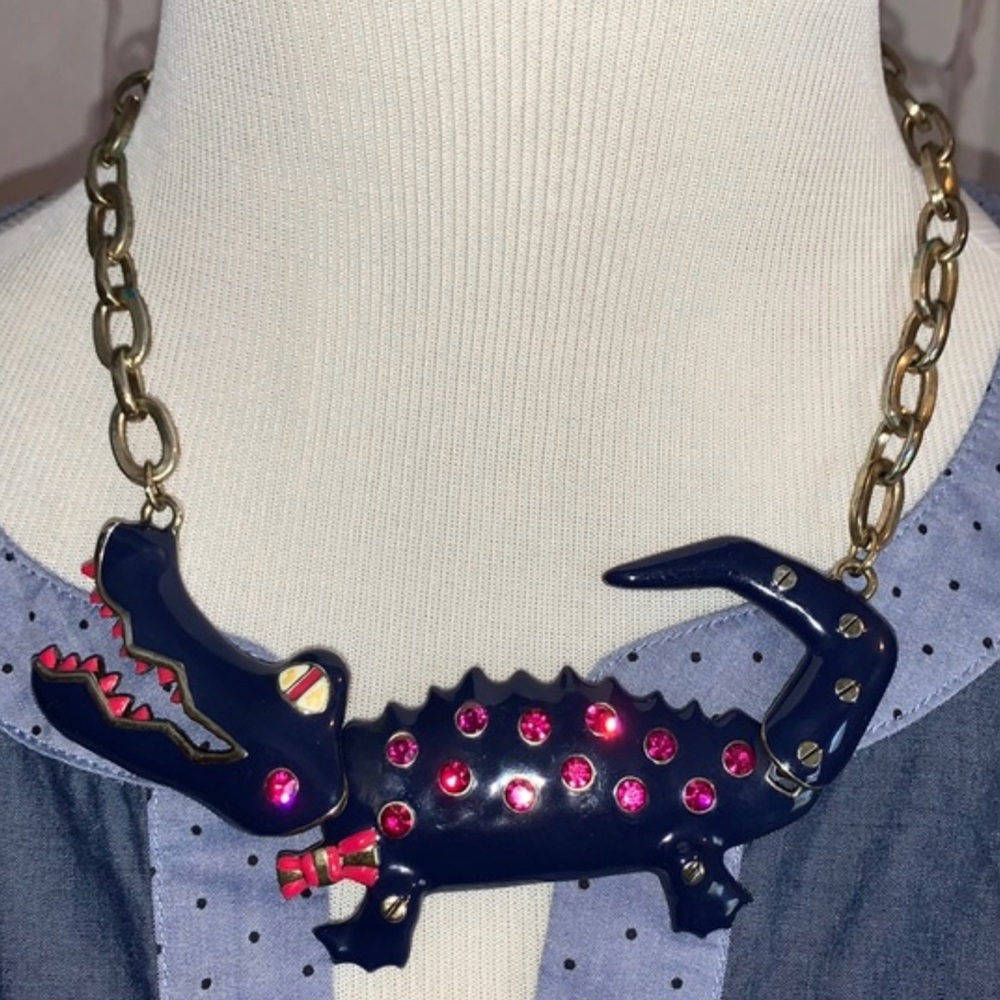 BETSEY JOHNSON NECKLACE - Picture 6 of 6